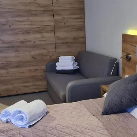 アパートホテル Czarna Gora 317 3*